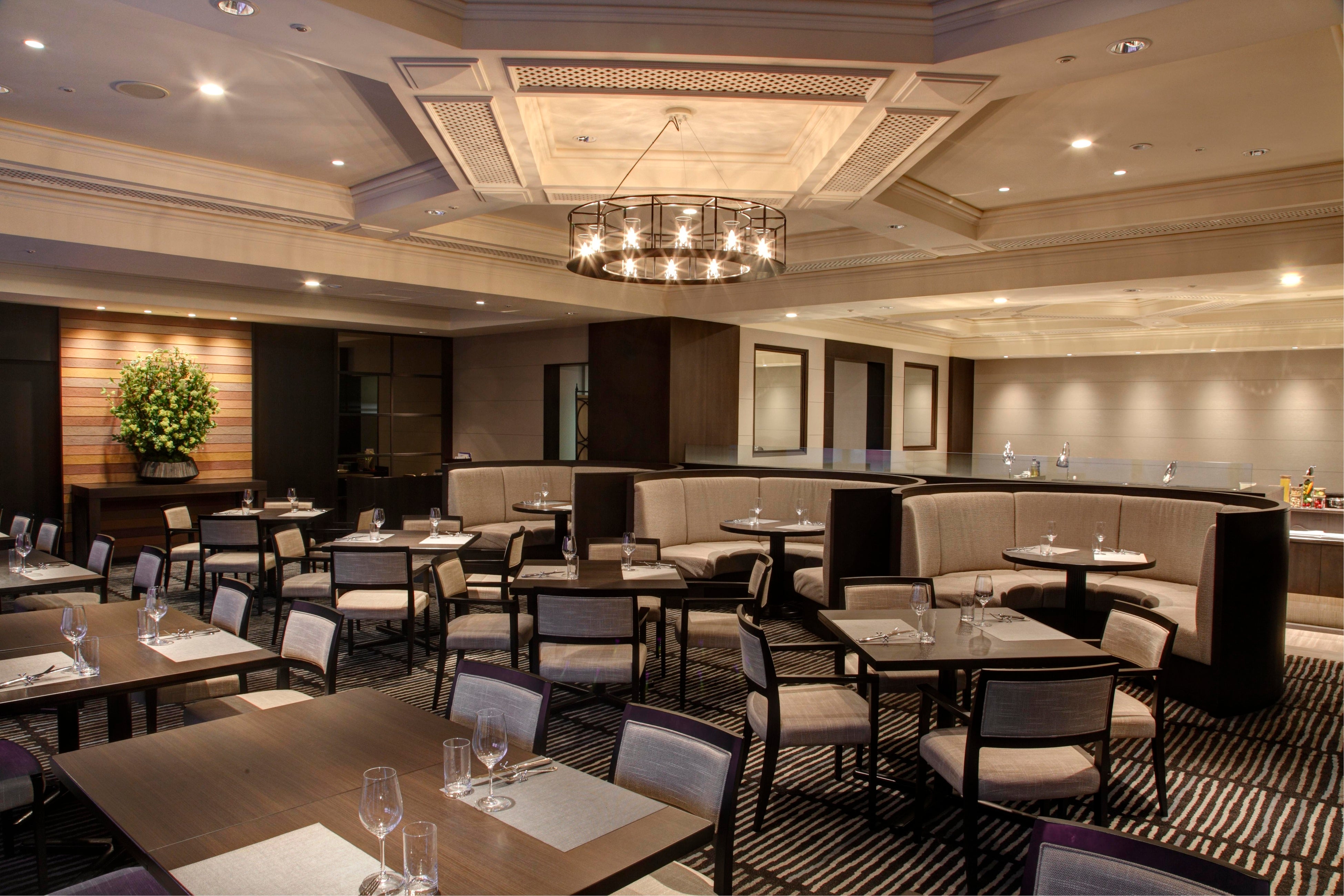 ダイニング フェリオ