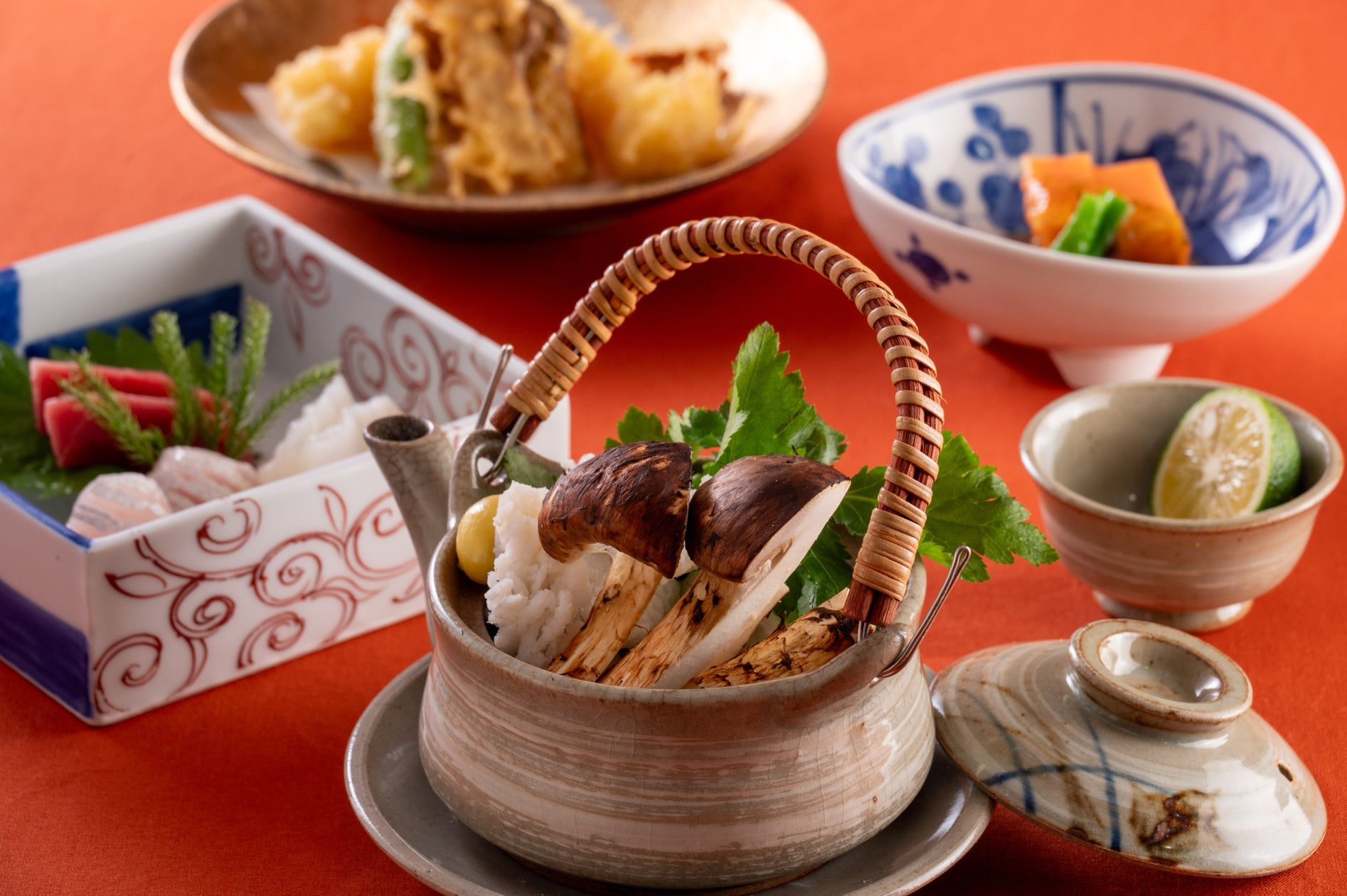 【リーガロイヤルホテル東京】香り立つ秋の味覚“松茸”を贅沢に味わう特別メニュー「松茸御膳」「松茸づくし会席」