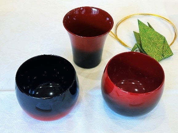 ▲山中漆器 酒器