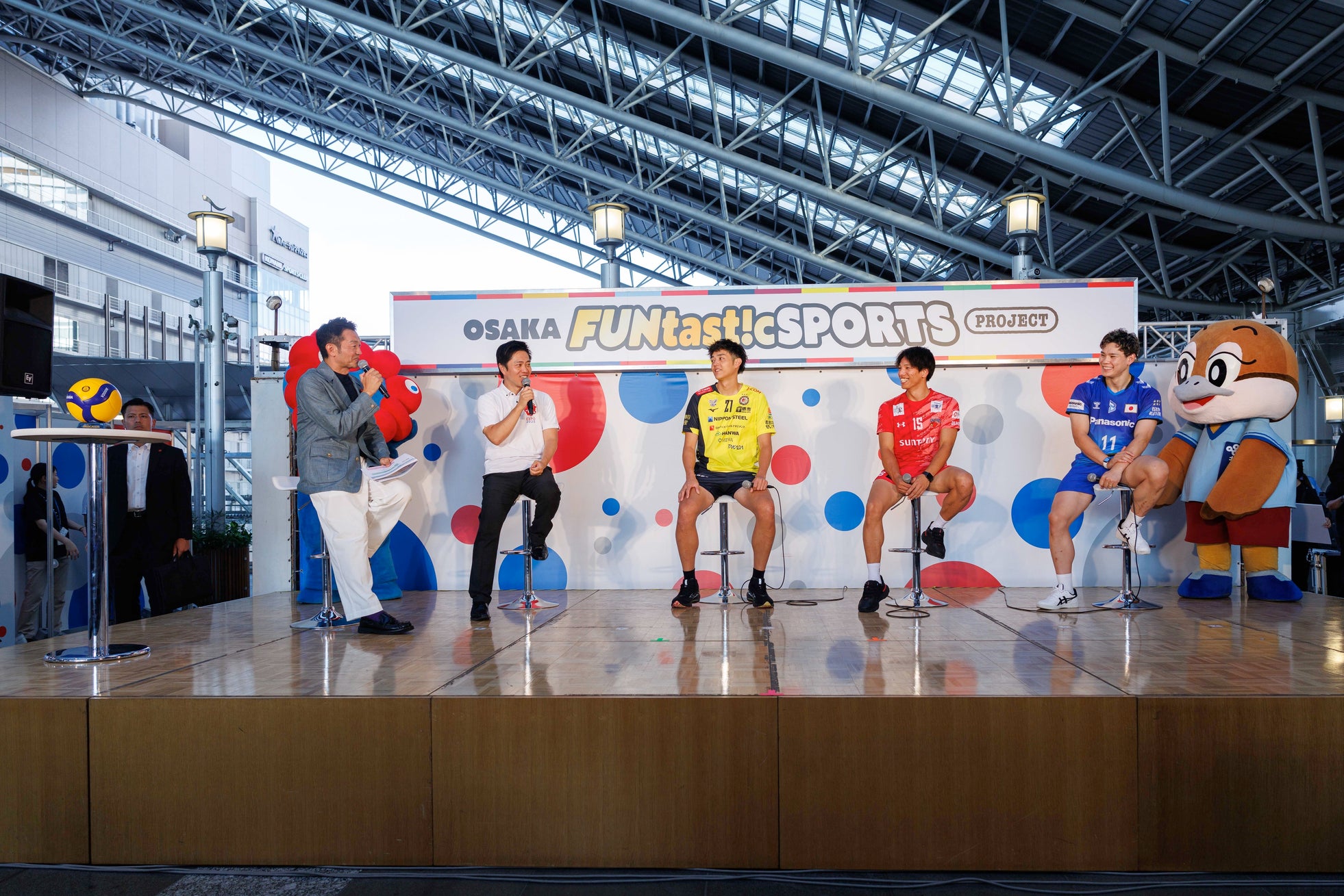 吉村洋文大阪府知事と男子バレーボール3チームのスター選手が登壇!「OSAKA FUNtast!c SPORTS PROJECT」キックオフイベント開催