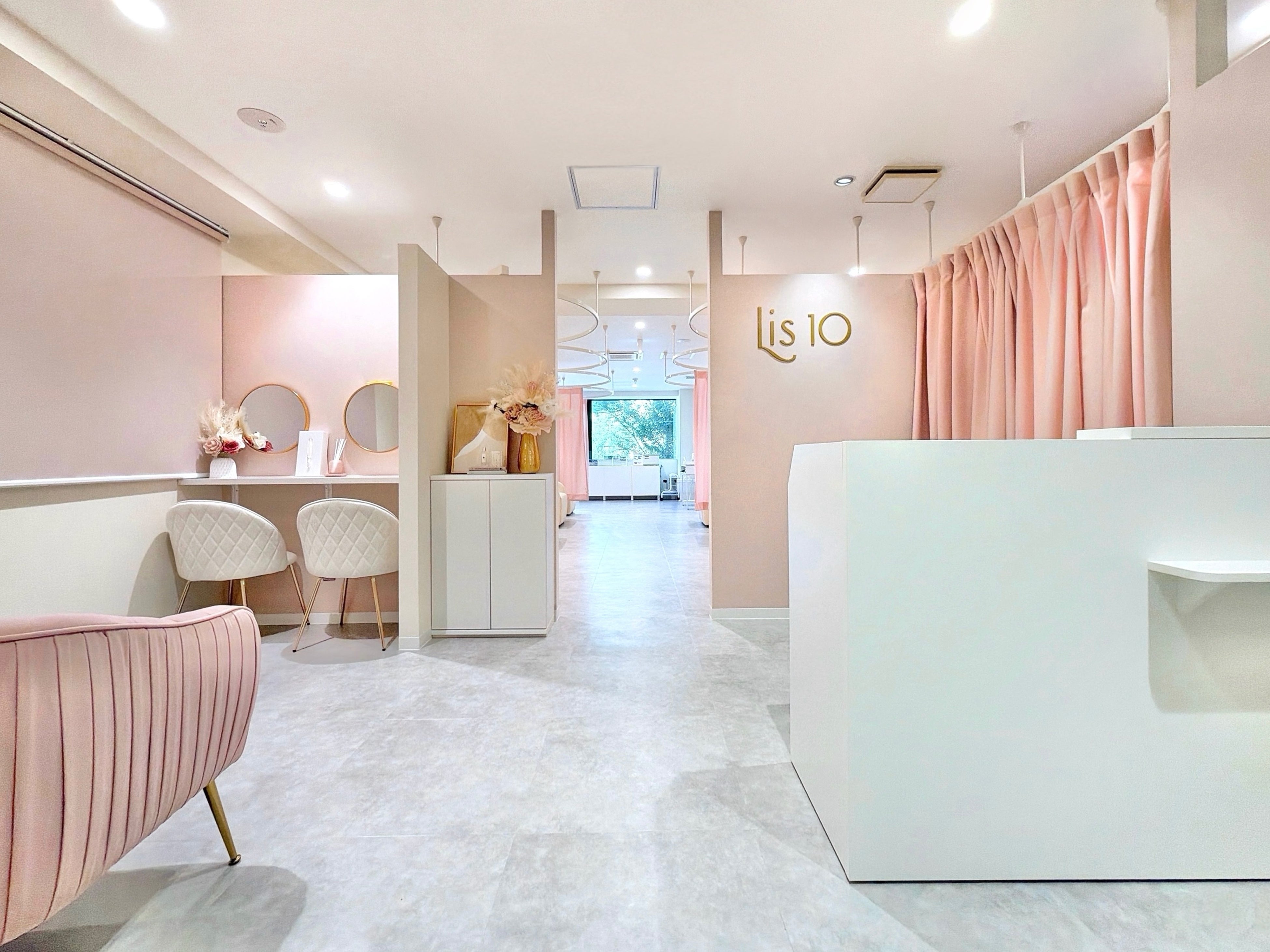 Lis 10 表参道店