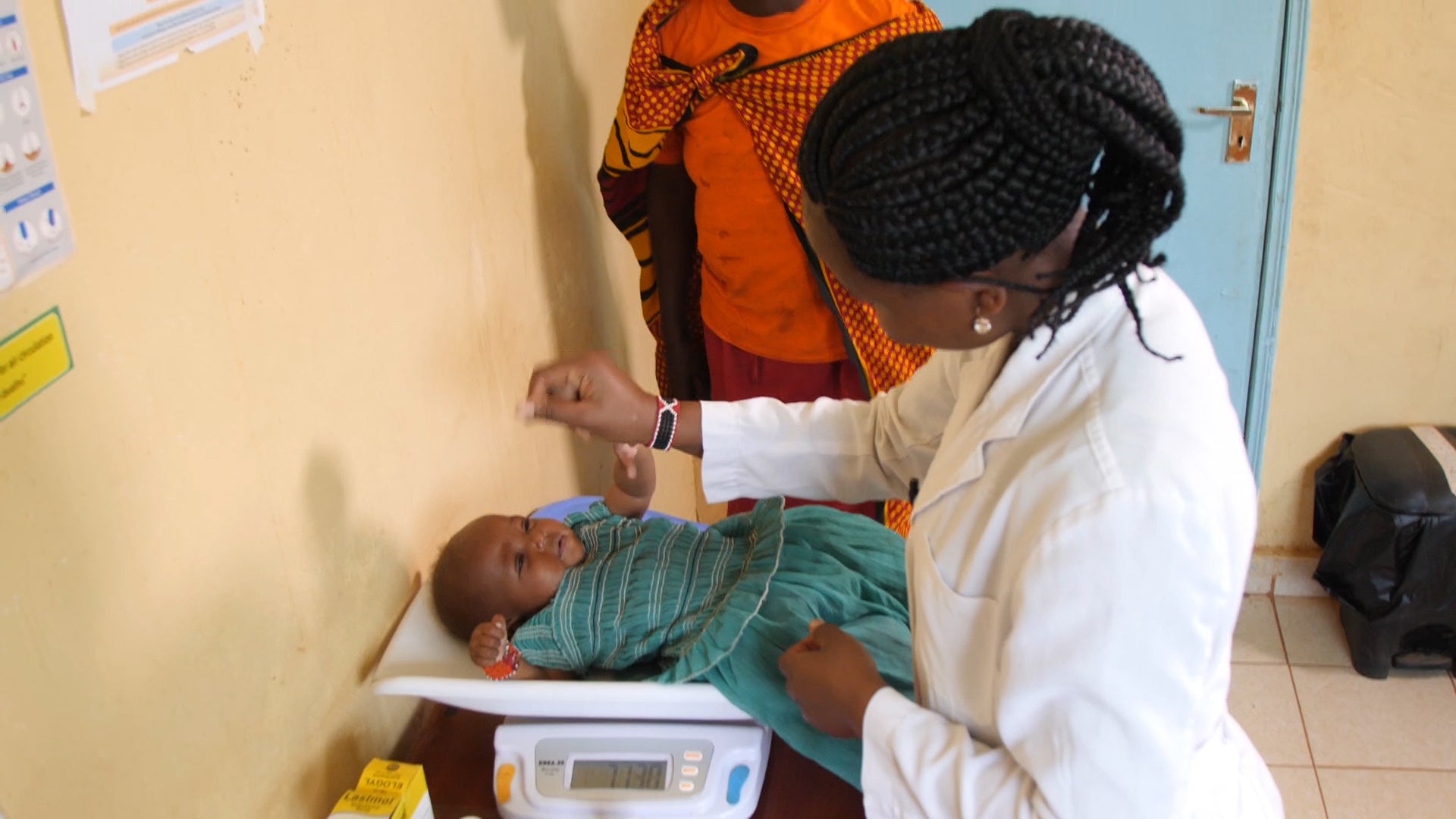 EE診療所　診察の様子