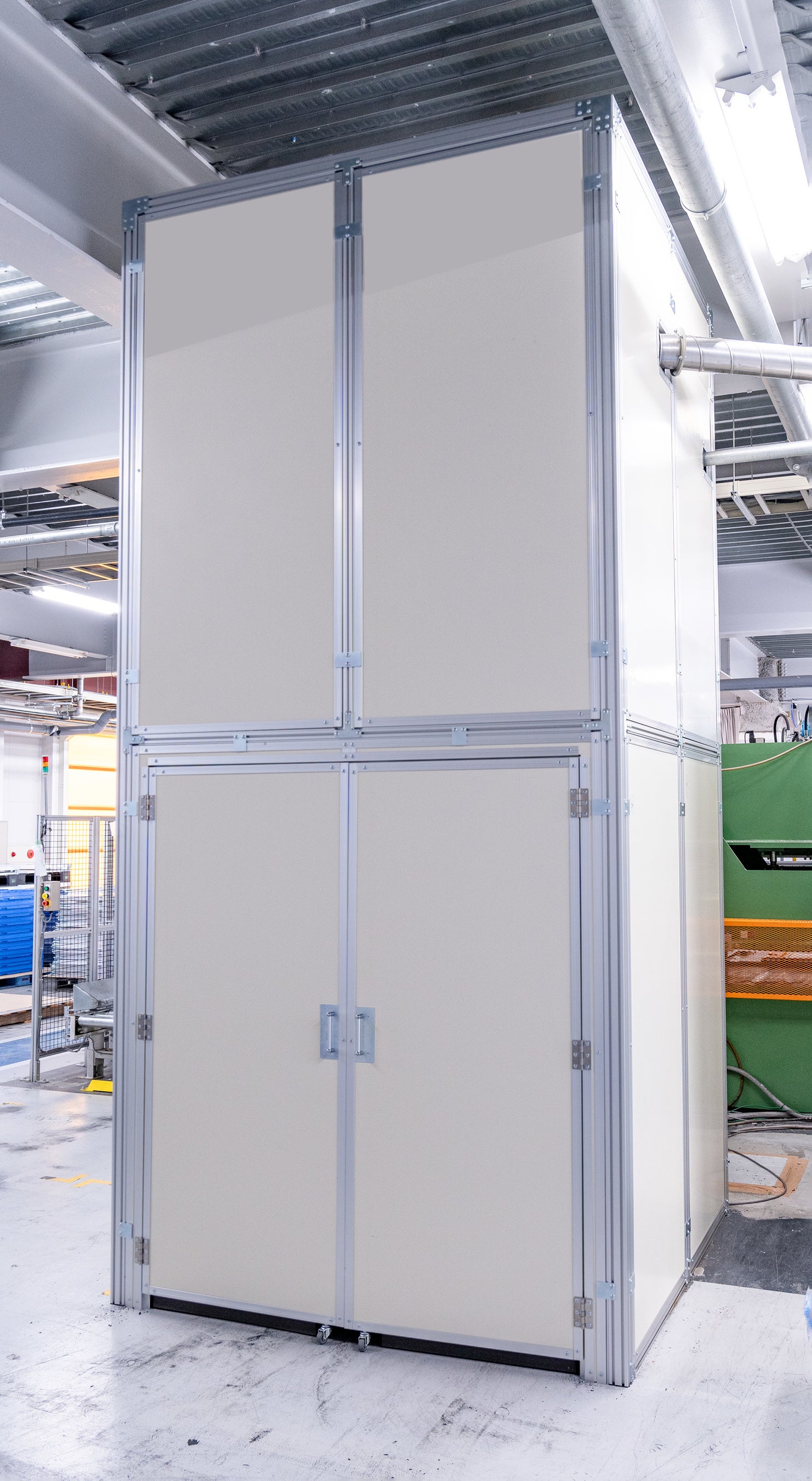 防音ブース作例  ※集塵機用防音ブース