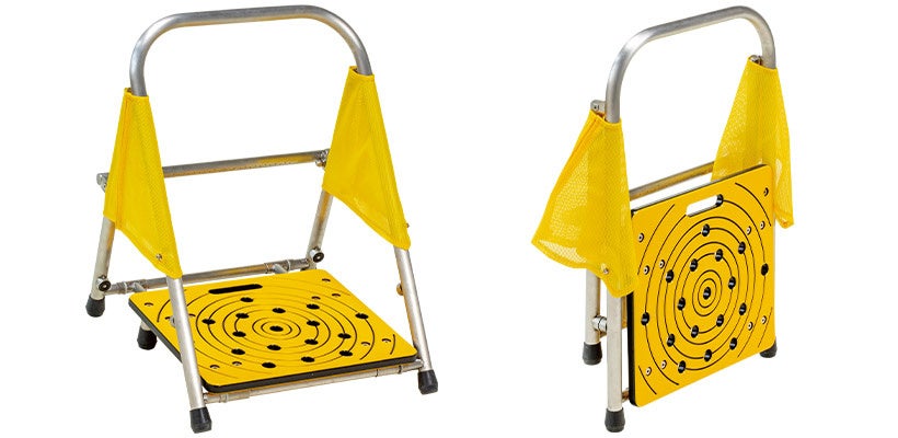 製品写真（右：収納時）