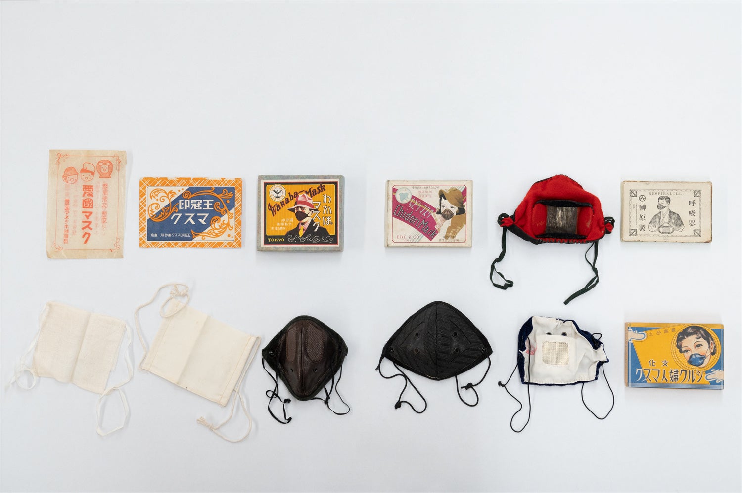 都内在住の古今の日本のマスクコレクターの逸品たち。