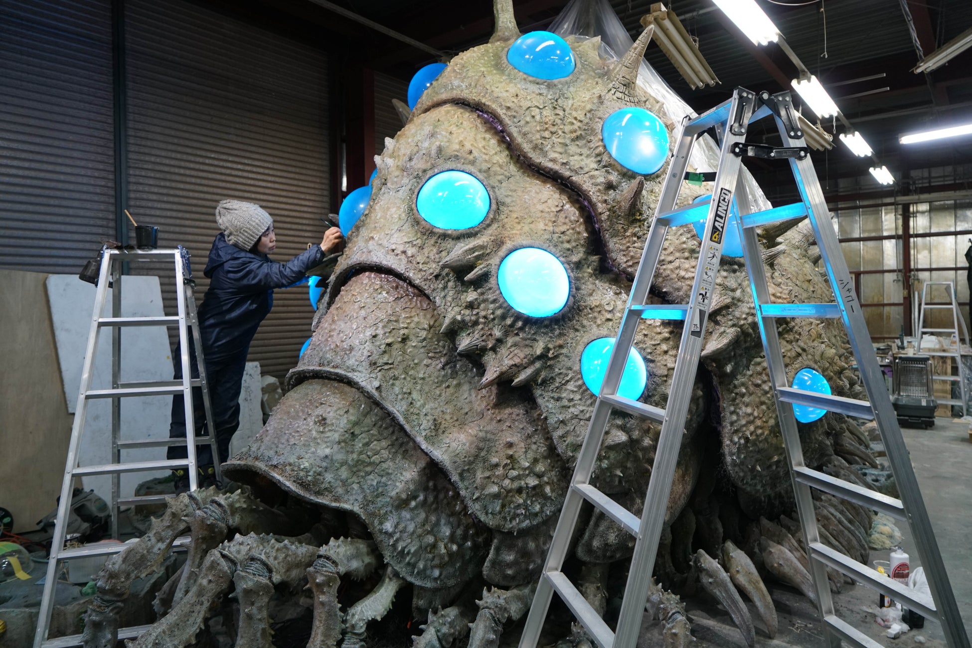 稀代の造形作家・竹谷隆之が創るスタジオジブリの世界! 「風の谷のナウシカ」腐海世界の造形メイキング写真集誕生 | 株式会社徳間書店のプレスリリース