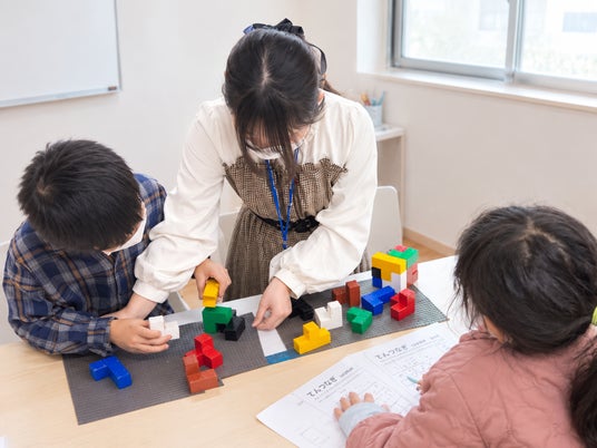 【りんご塾創設者・田邉亨氏が市ヶ谷に特別登壇】「できる子を、もっと伸ばす」算数が得意な子はどう育つ?11月15日(日)特別教育セミナー開催 【りんご塾創設者・田邉亨氏が市ヶ谷に特別登壇】「できる子を、もっと伸ばす」算数が得意な子はどう育つ?11月15日(日)特別教育セミナー開催