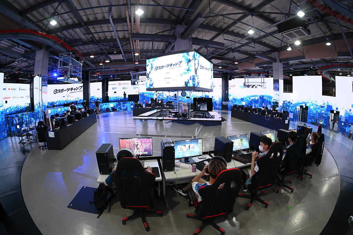 2022年8月に開催した「eスポーツキャンプ」の様子