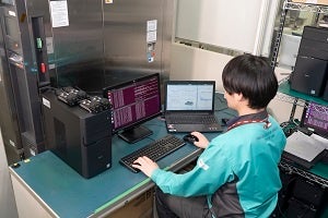 eMMC性能評価の様子