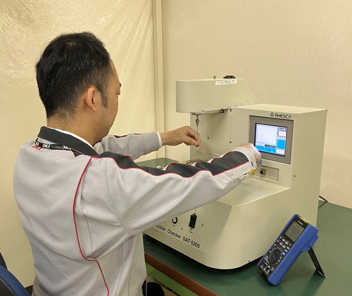 計測試験装置を対象とした校正業務