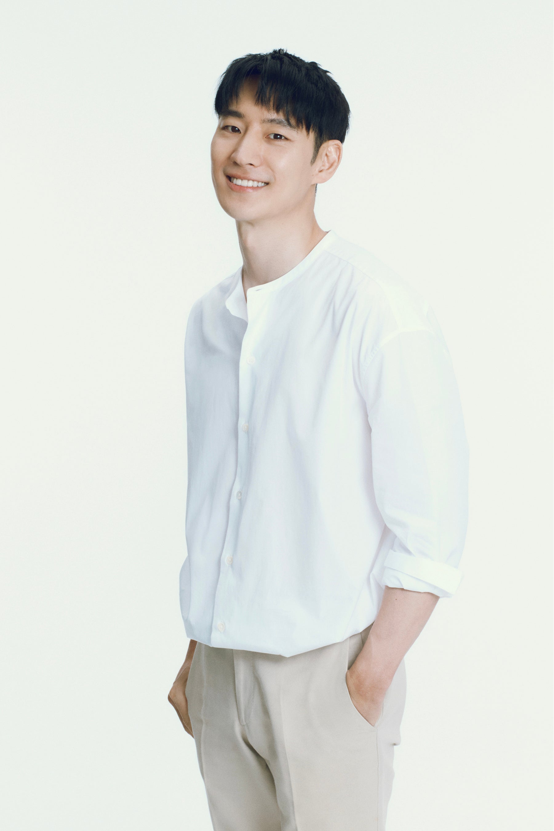 韓国映画界注目の俳優が初めて脚本 監督を務めるwatcha初のオリジナル映画 Unframed アンフレームド 配信記念 韓国人気俳優イ ジェフン オフィシャルインタビュー 株式会社watcha Japanのプレスリリース