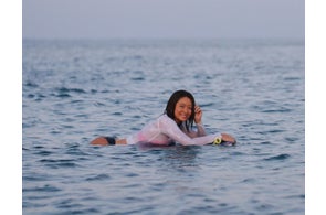 “タレント×プロボディボーダー”の二刀流。「海と生きる女性像」そのままにキャリアを邁進する「白波瀬海来」が、自身の活動の拠点となる会社を設立。