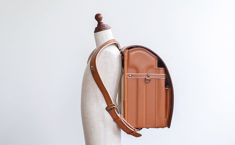 ゆるやかな曲線がお子様の体にフィットします。