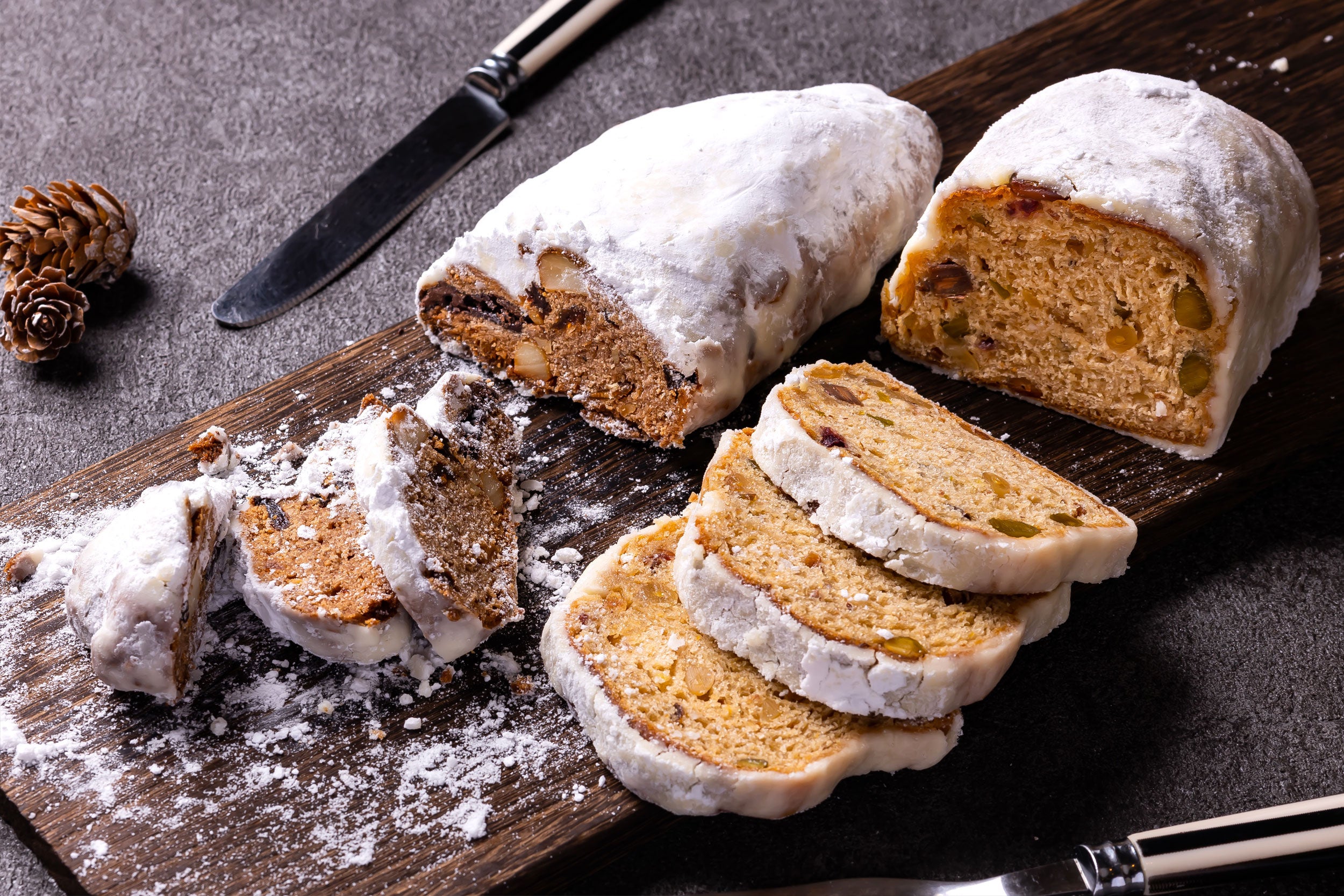 シュトーレンはお好みの組み合わせからお選びいただけます。