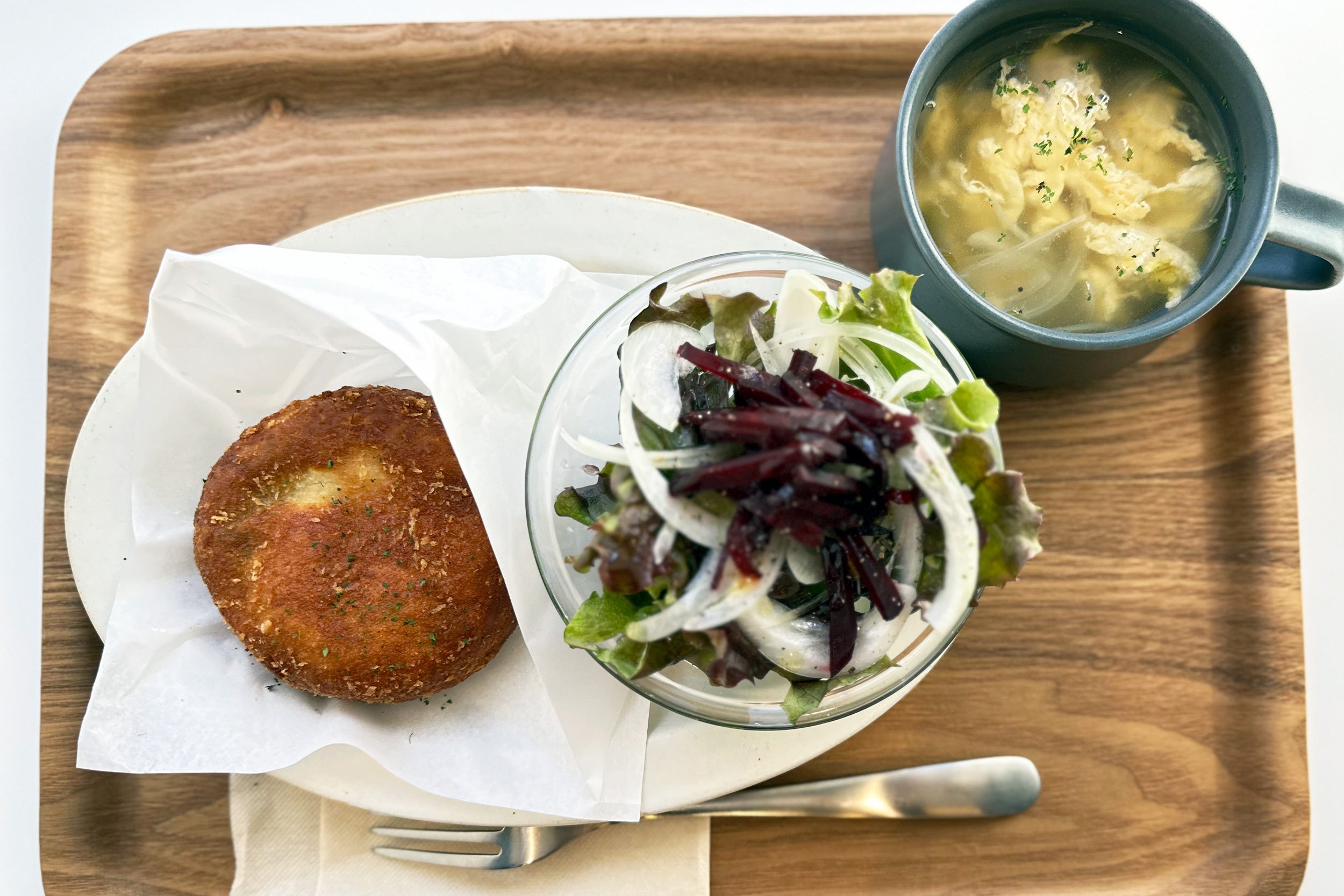 ぎっしりルーが詰まったチーズカレーパン