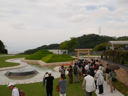 累計参加者1000名を突破。大阪メモリアルパーク「竹田式古墳墓」が導き出した新しい供養の“選択肢” 累計参加者1000名を突破。大阪メモリアルパーク「竹田式古墳墓」が導き出した新しい供養の“選択肢”