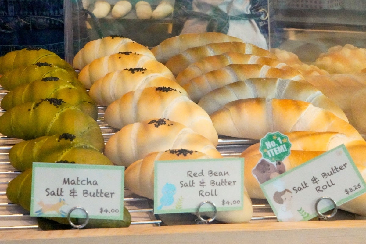 ～焼きたてがたまらない塩バターロール～