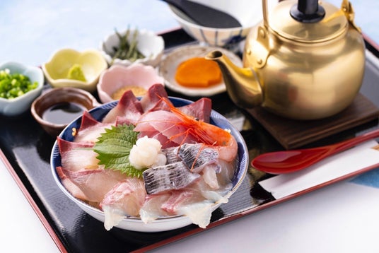 富山の魅力的なナイトタイムエコノミー「漁港でのホタルイカの朝食体験」とホテルが連携開始! 富山の魅力的なナイトタイムエコノミー「漁港でのホタルイカの朝食体験」とホテルが連携開始!