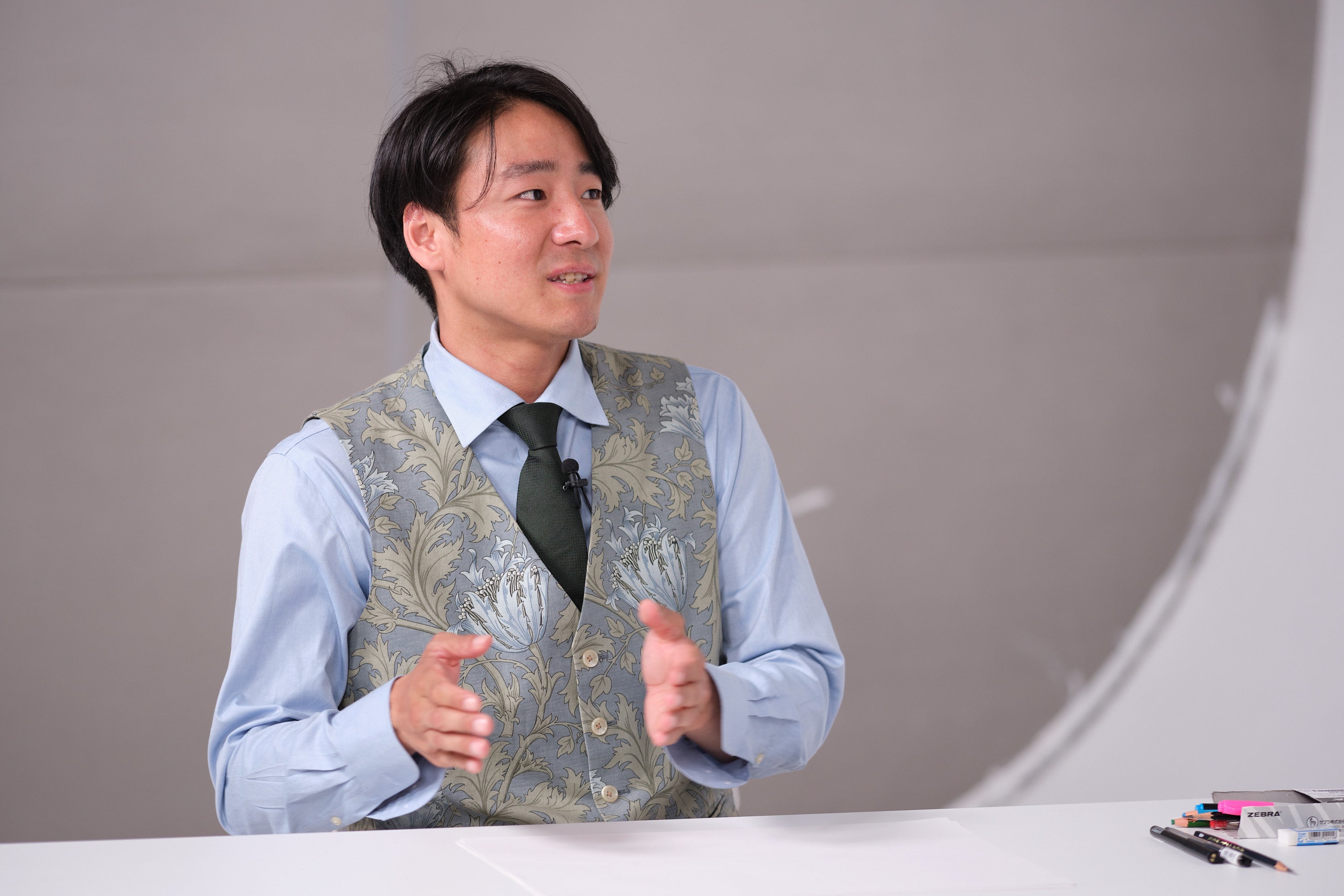 田津原さんから積極的に質問も　©大坪尚人／講談社