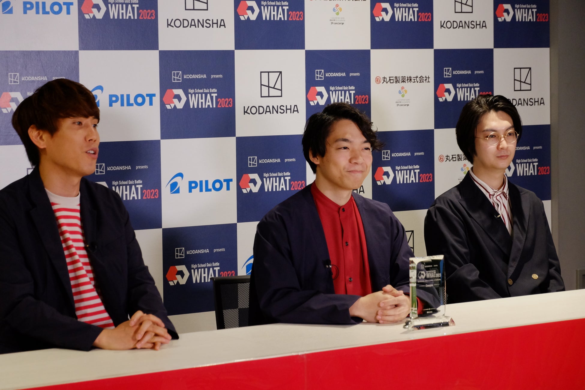 東大発の知識集団・QuizKnock主催のクイズ大会「WHAT 2023」の公式問題集発売! 東大発の知識集団・QuizKnock主催のクイズ大会「WHAT 2023」の公式問題集発売!