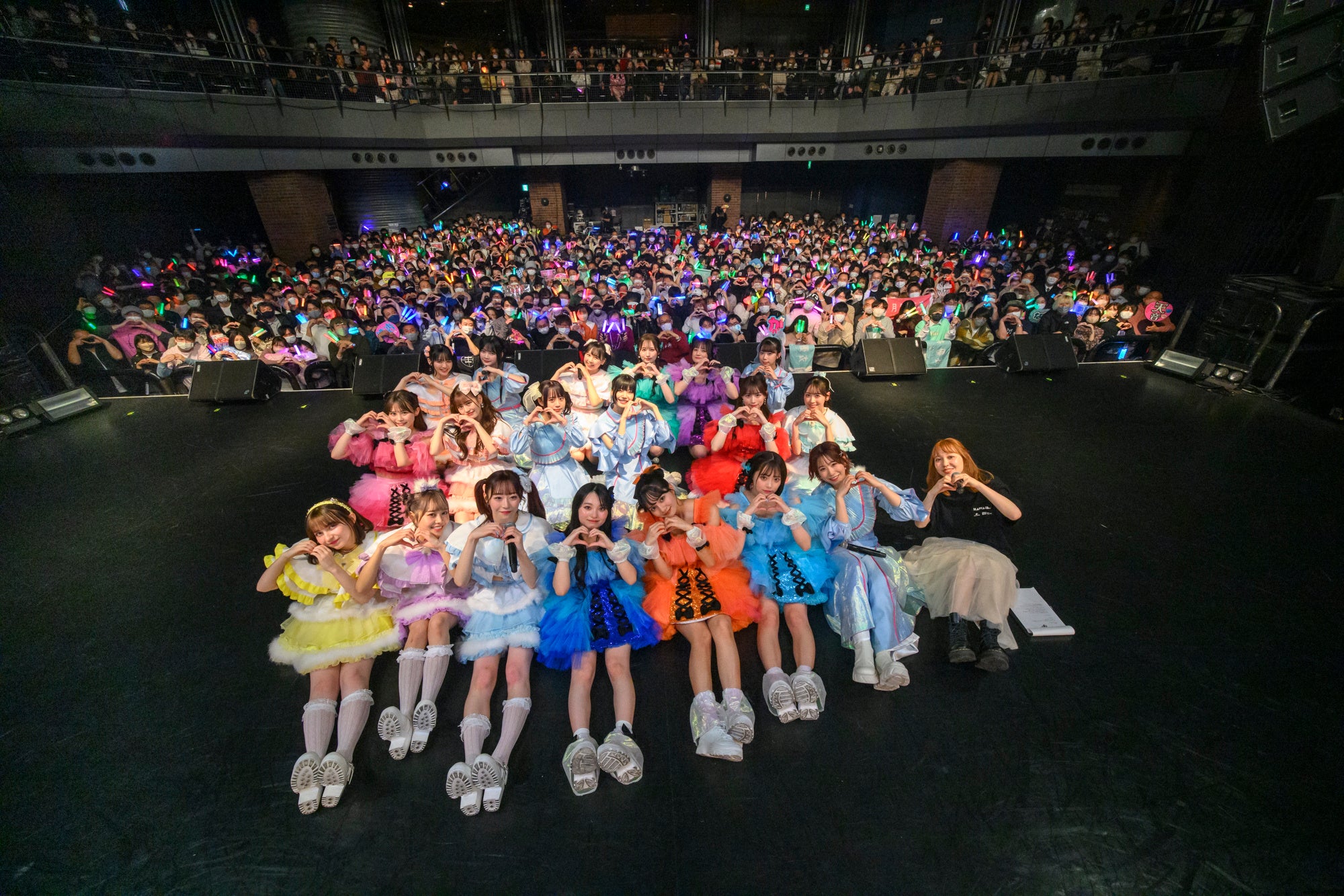 話題の新星アイドル・CANDY TUNEが初パフォーマンス！FRURTS