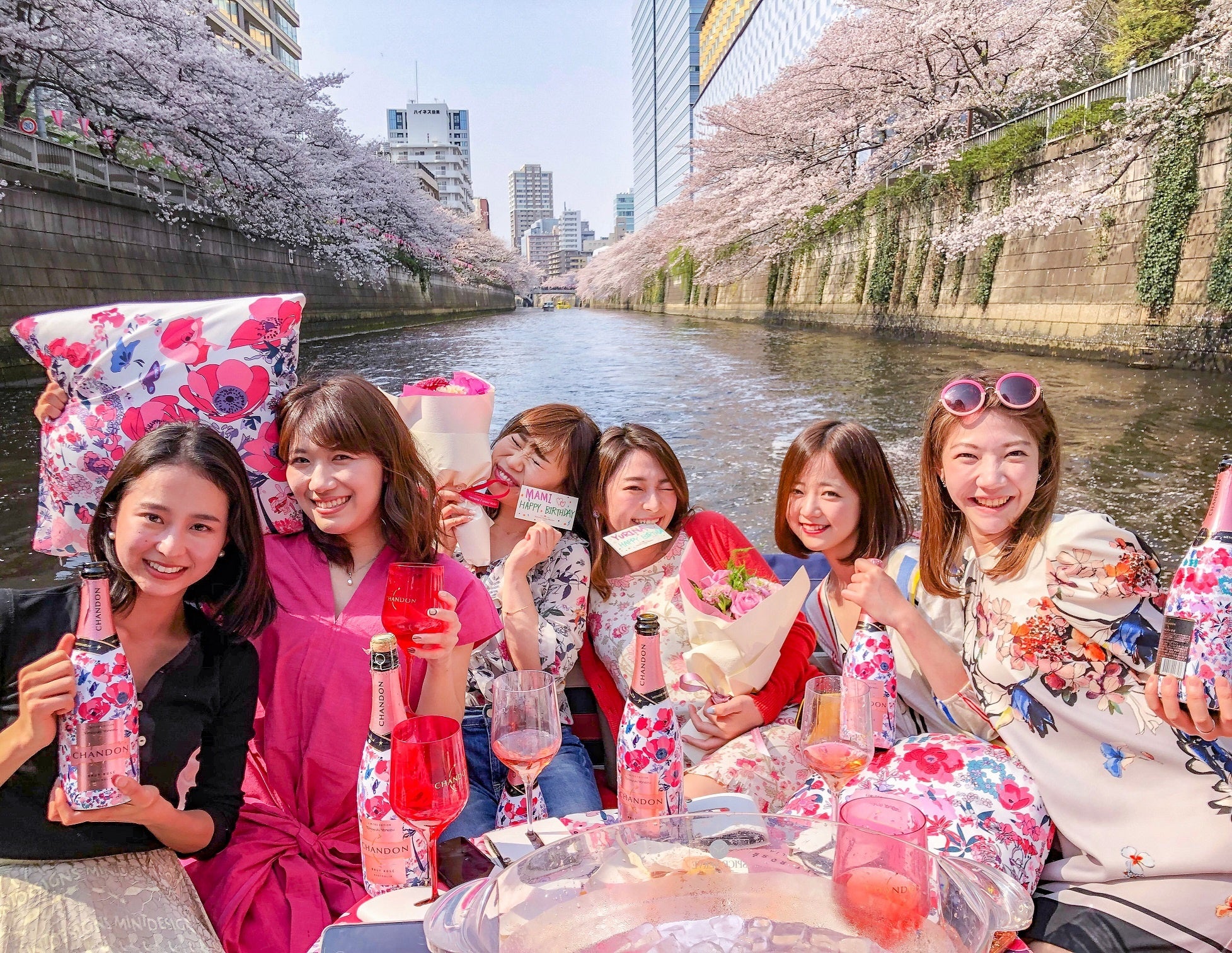 女子会にも人気の本プラン。※装飾は昨年以前のもの