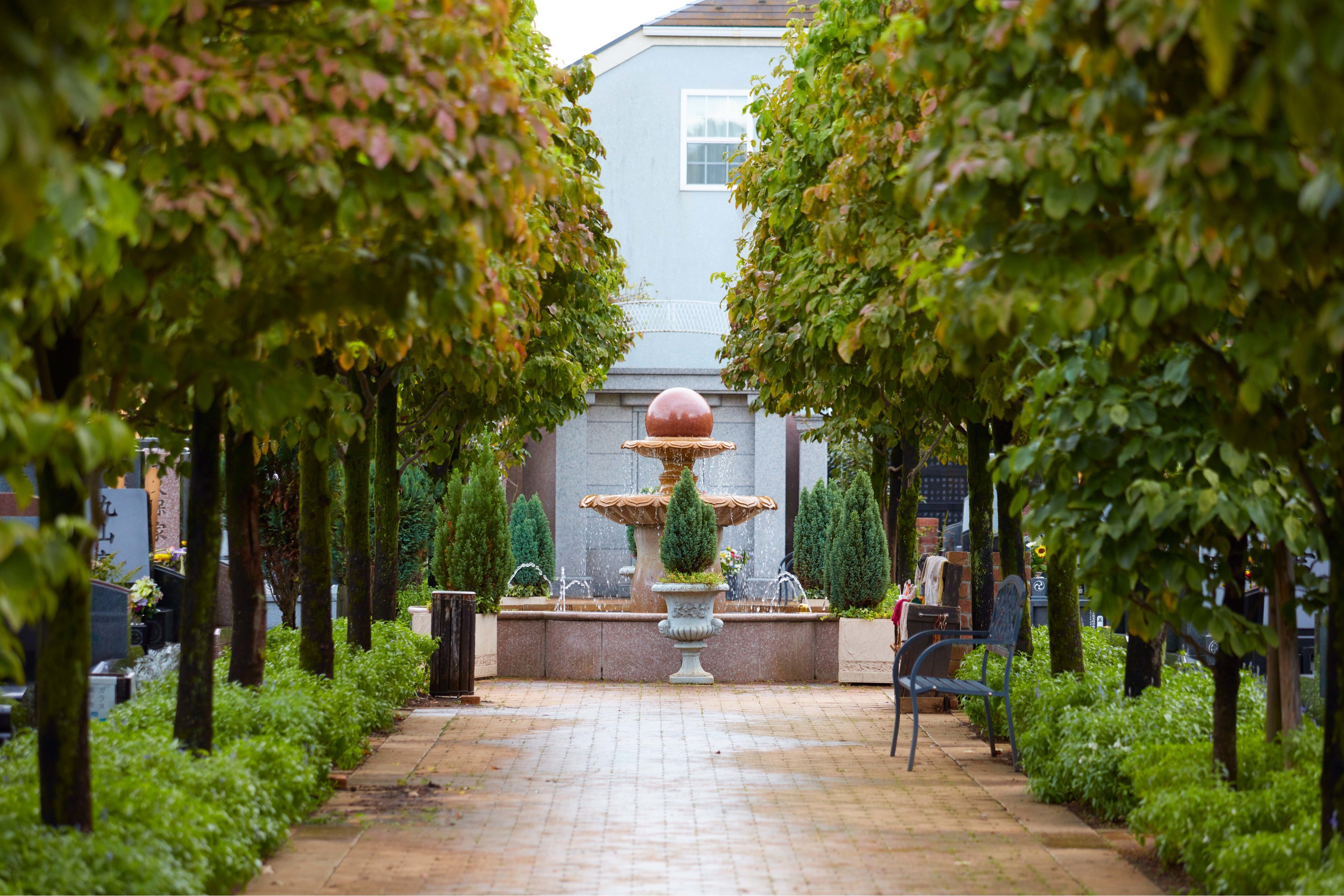 霊園内風景
