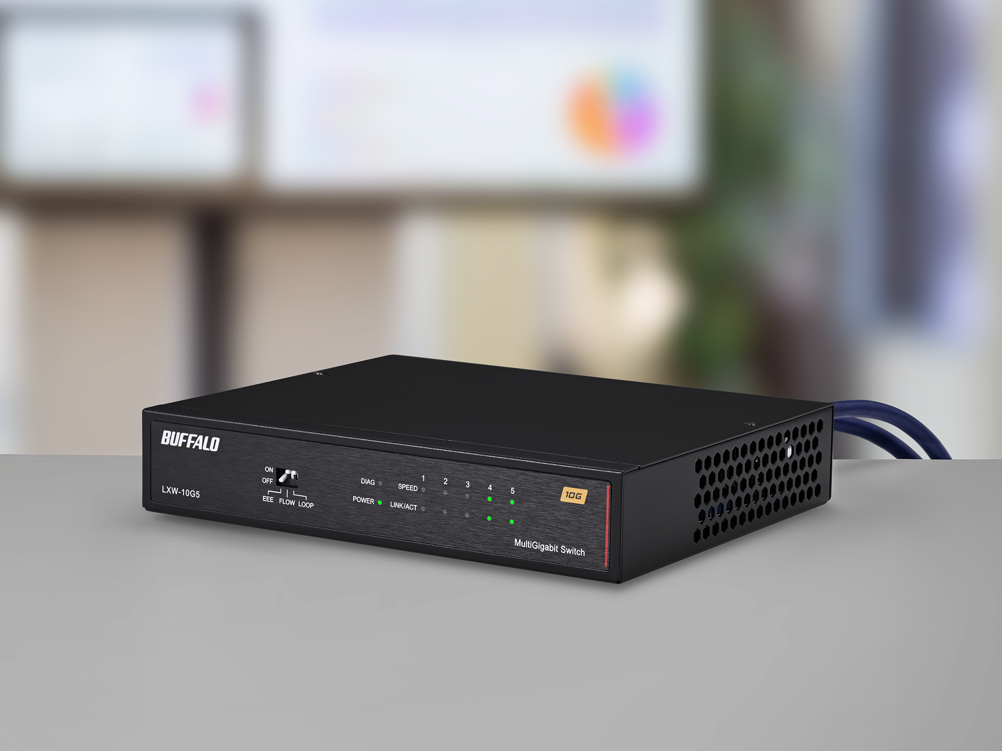 全ポート10G対応】スマート冷却ファンを搭載した5ポートマルチギガ対応