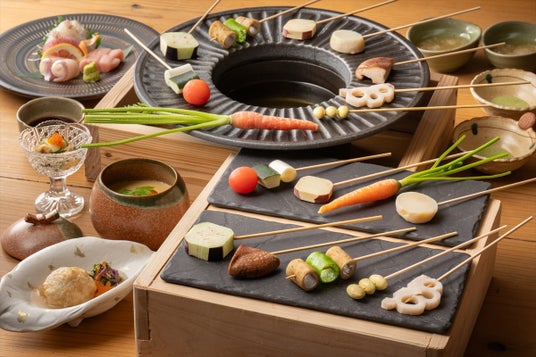 長崎・東彼杵の隠れ宿で“揚げる音”を聴く。 2万坪の自然に抱かれ、特許技術の鍋で旬を味わう体験型料理「里山の旬菜 菜種揚げ」提供開始 長崎・東彼杵の隠れ宿で“揚げる音”を聴く。 2万坪の自然に抱かれ、特許技術の鍋で旬を味わう体験型料理「里山の旬菜 菜種揚げ」提供開始