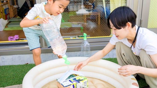 最新技術×科学×アートの融合!東京都府中発・小学生向け「わくわく実験教室」が26年度4月より本格始動。 最新技術×科学×アートの融合!東京都府中発・小学生向け「わくわく実験教室」が26年度4月より本格始動。