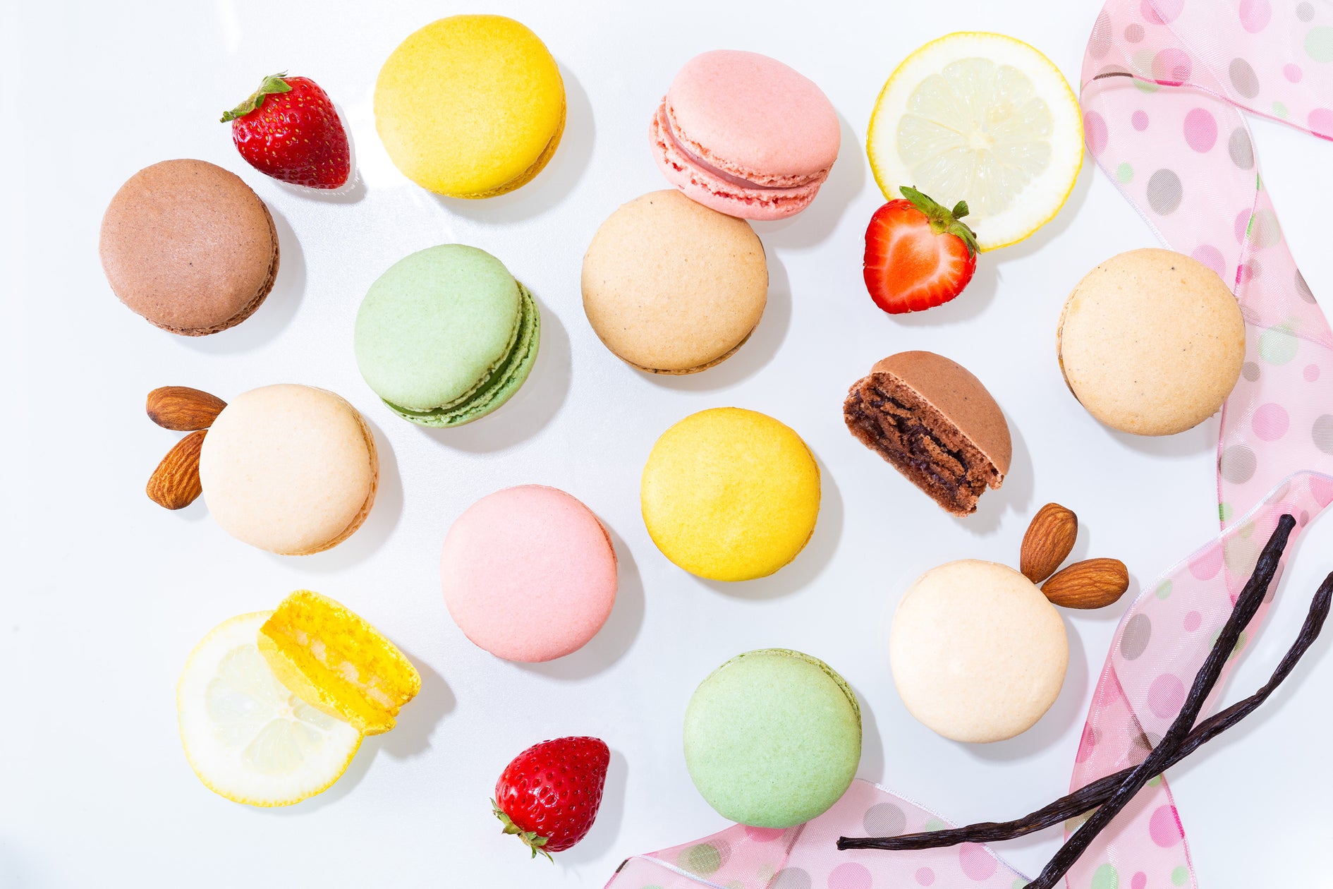 旭川の本格フランス菓子店、コーヒー香るマカロン新作を夏限定発売
