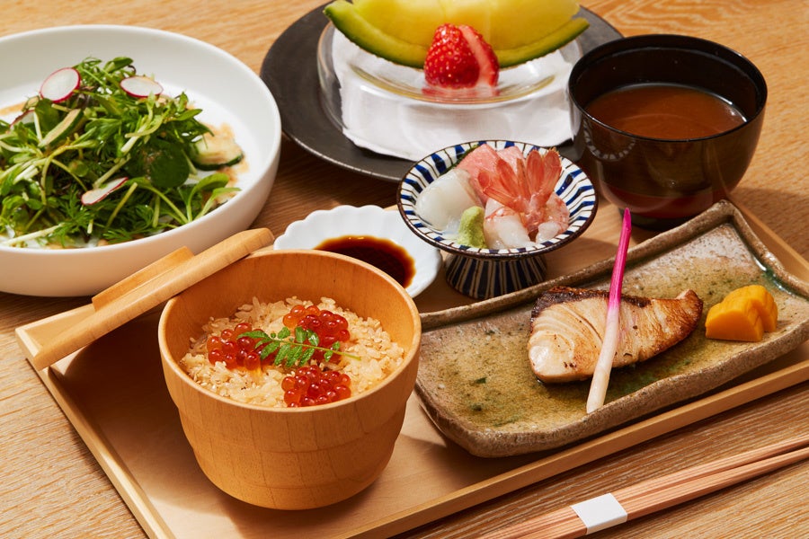 だし香る山海炊き込み飯