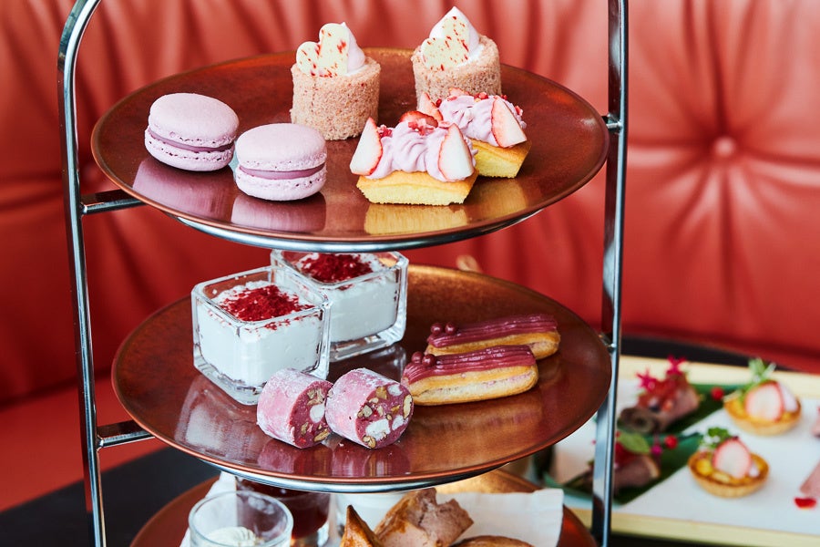 ストロベリー＆ルビーチョコレート アフタヌーンティー（スイーツ）