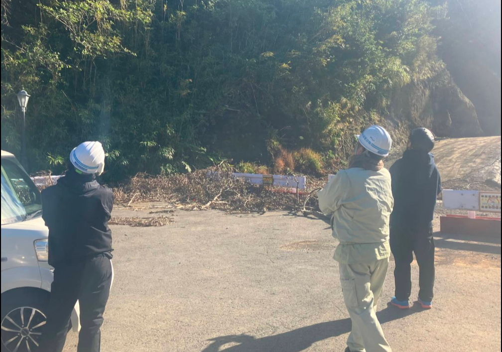 【八丈島　赤間建設株式会社　現場代理人大見山元一様の案件】災害復旧工事にドローン点群測量を導入｜土砂崩れ量を可視化し工期75％短縮