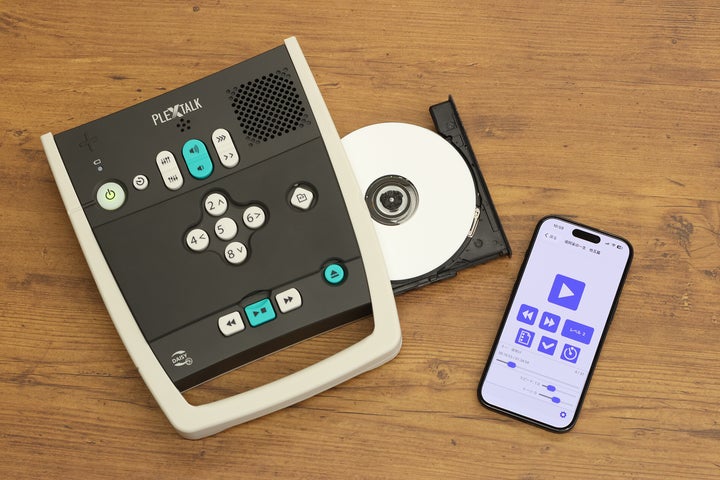 視覚障がい者向け録音再生機『PTR3PLUS』およびiPhone向けアプリ 視覚障がい者向け録音再生機『PTR3PLUS』およびiPhone向けアプリ