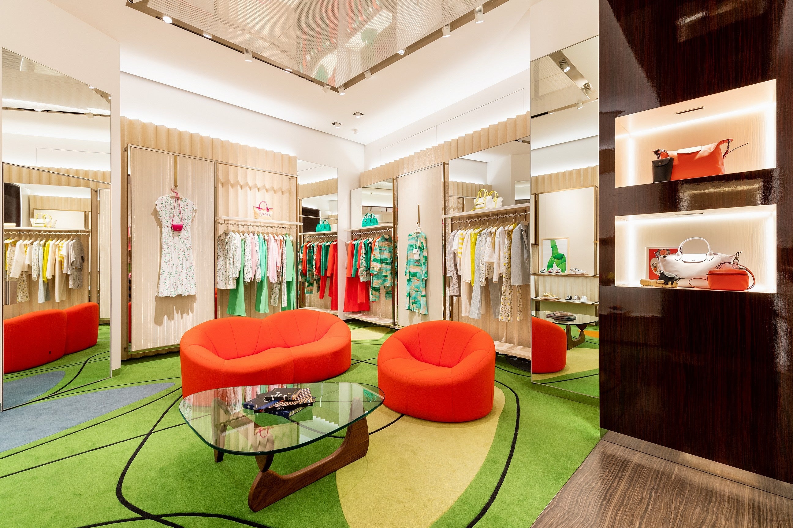 1F_プレタポルテ・シューズ