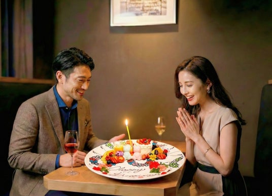 開始1ヶ月で予約5件超 ── 西麻布の隠れ家鉄板焼きに「プロポーズ専用プラン」が誕生。年間500件のアニバーサリー予約が生んだ、”さりげないプロポーズ”を叶える新サービス 開始1ヶ月で予約5件超 ── 西麻布の隠れ家鉄板焼きに「プロポーズ専用プラン」が誕生。年間500件のアニバーサリー予約が生んだ、”さりげないプロポーズ”を叶える新サービス