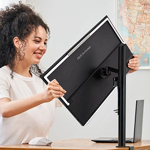 15.6型、FHDノングレアIPSポータブルディスプレイ「ASUS ZenScreen 15.6型、FHDノングレアIPSポータブルディスプレイ「ASUS ZenScreen