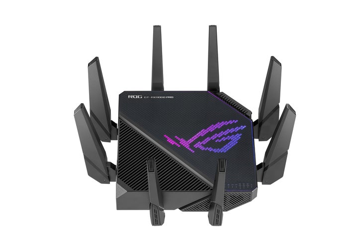 ASUS のゲーミングブランドROGから、10G&2.5G WAN/LANポートを搭載した ASUS のゲーミングブランドROGから、10G&2.5G WAN/LANポートを搭載した