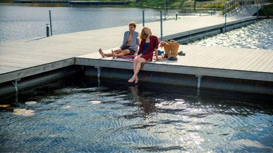 フィンランド、9年連続で「世界一幸せな国」に選出。デジタルを離れ、「フィンランド流チル」を体験する旅へご招待 フィンランド、9年連続で「世界一幸せな国」に選出。デジタルを離れ、「フィンランド流チル」を体験する旅へご招待