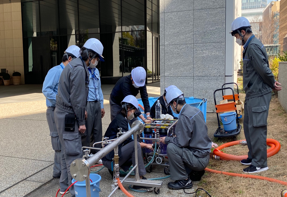 非常災害用井戸設置訓練の様子