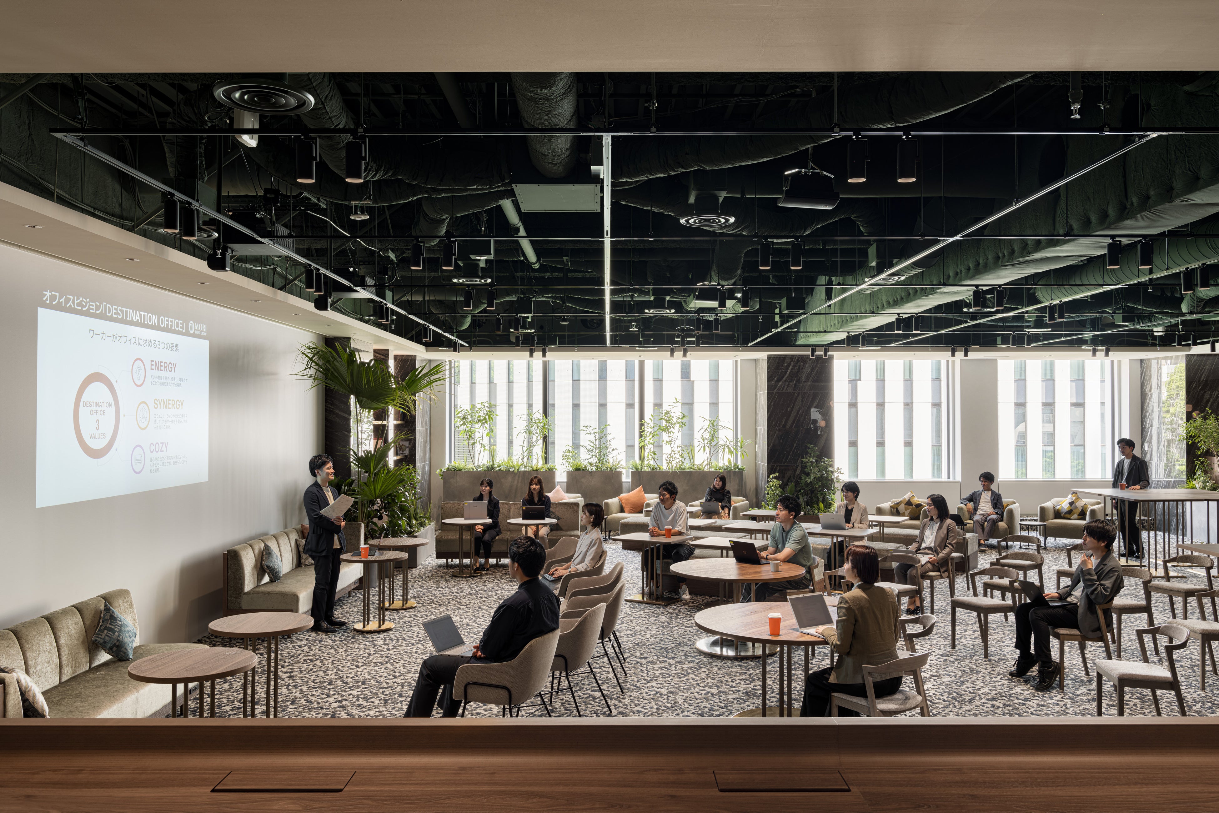 森トラストの本社移転 将来にわたり社員の「目的地」となるオフィスを