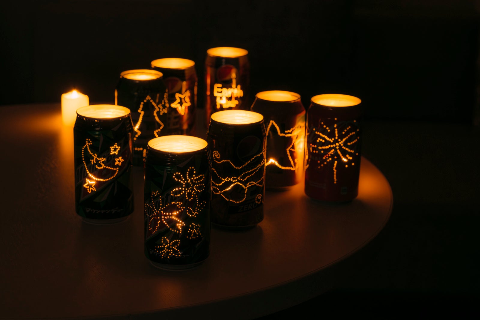 点灯する手作りのランタン（一部）