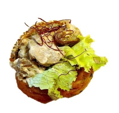 CHARMER「秋田県産比内地鶏×福島県産ハバネロ味噌の韓国風サンド」