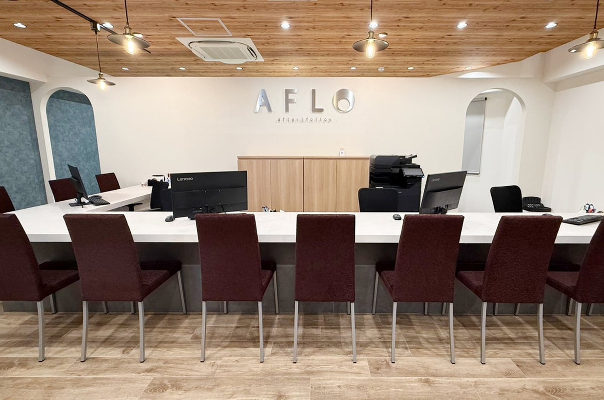 AFLO本町店 接客スペース -仲介・管理・買取・テナントのご相談に、ゆっくりお応えします-