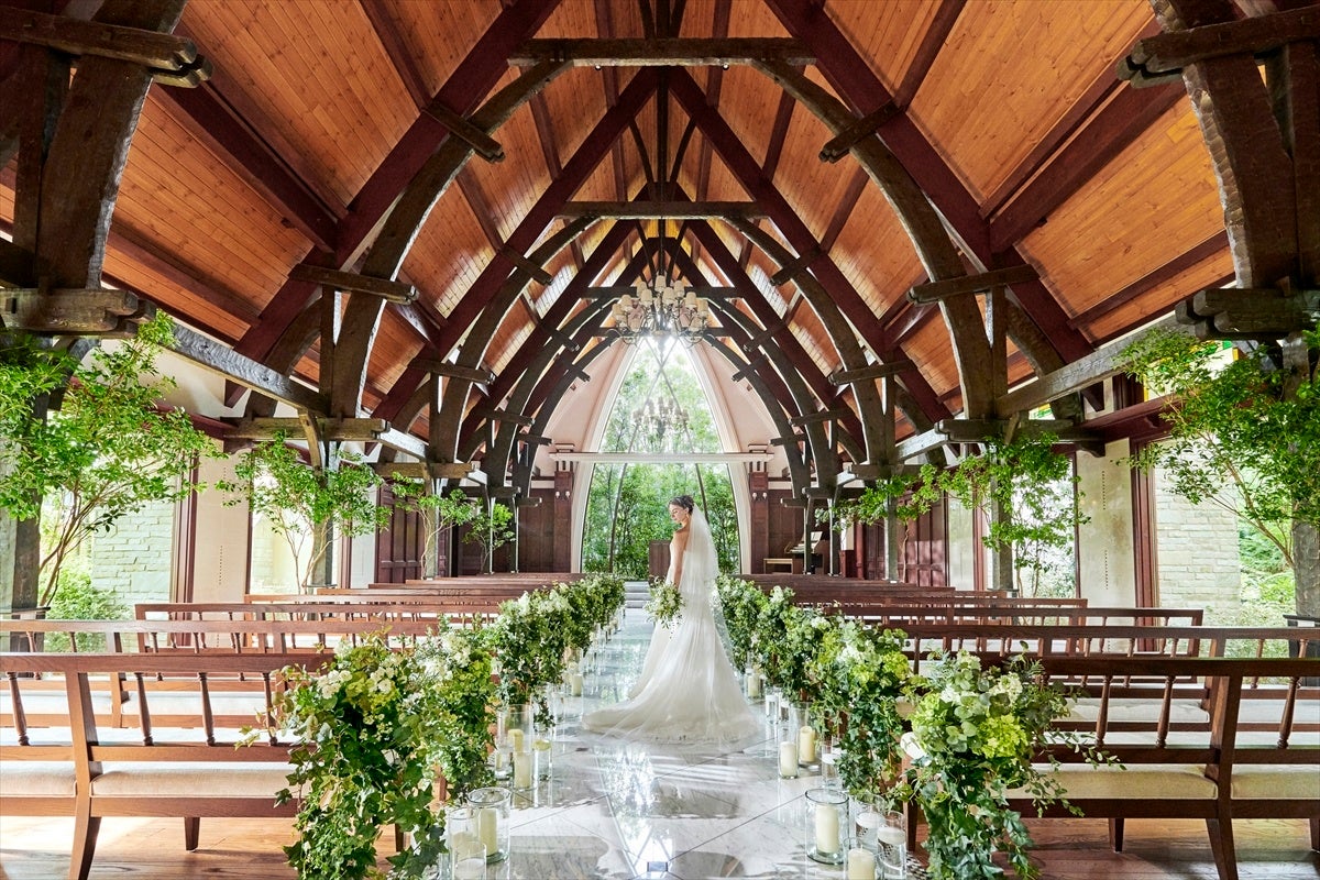  結婚式場「アーブルオランジュ」チャペル