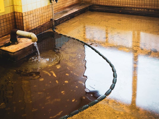 日本最北の温泉郷「とよとみ温泉(豊富温泉)」が開湯100周年。5月に記念式典とイベントを開催。特設WEBサイトをオープン。 日本最北の温泉郷「とよとみ温泉(豊富温泉)」が開湯100周年。5月に記念式典とイベントを開催。特設WEBサイトをオープン。