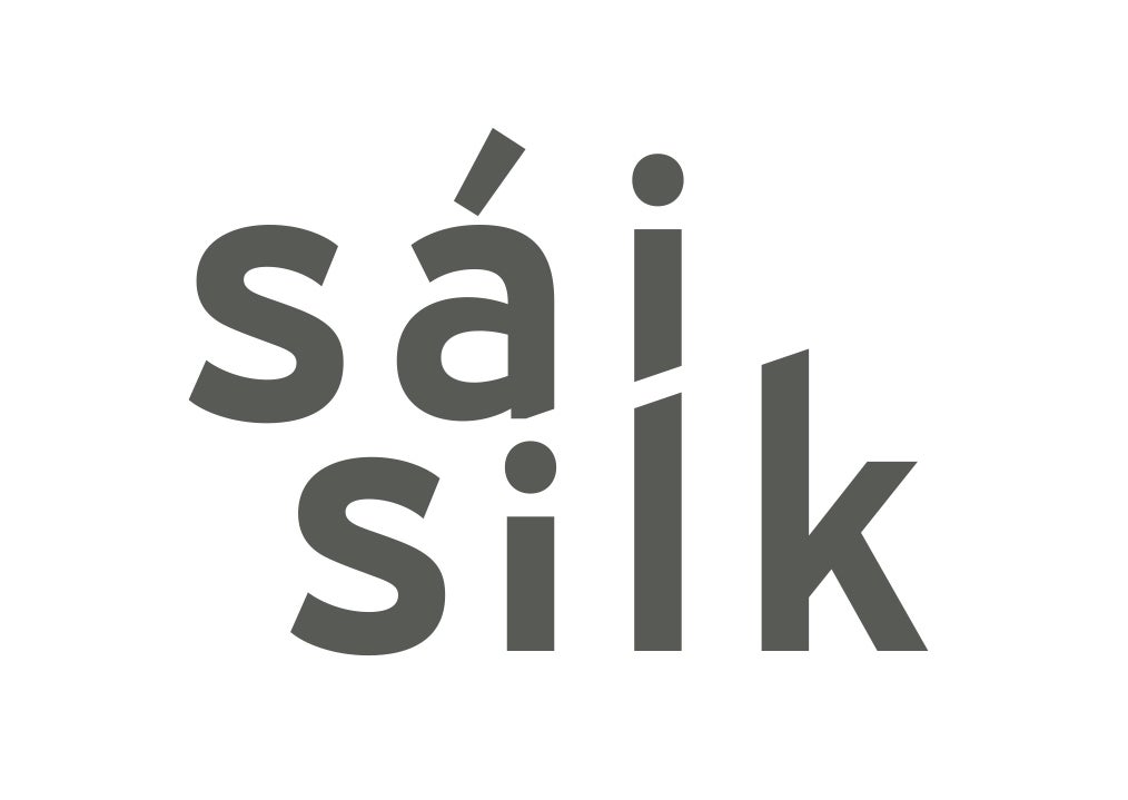 「sáisilk（サイシルク）」ロゴ