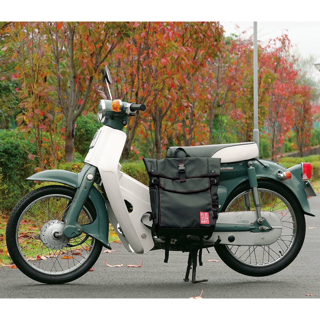 スーパーカブ 世界観を表現した多機能なバイカーズリュックがヴィレヴァンオンラインに登場 ヴィレッジヴァンガードのプレスリリース スーパーカブ 世界観を表現した多機能なバイカーズリュックがヴィレヴァンオンラインに登場 ヴィレッジヴァンガードのプレスリリース