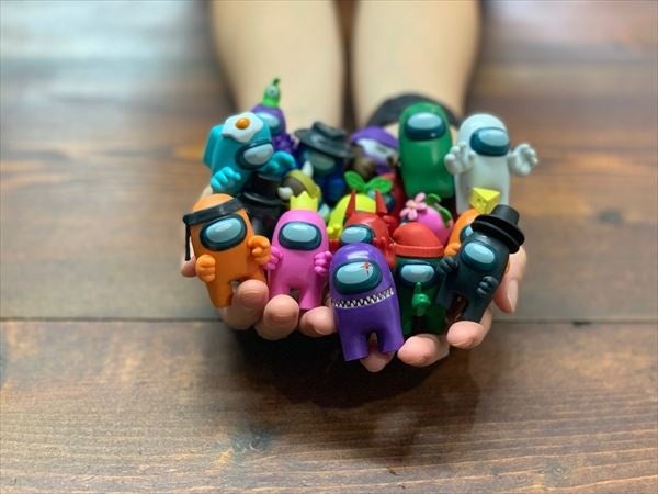 『Among Us』の新作フィギュアと縫いぐるみキーホルダーが登場_015